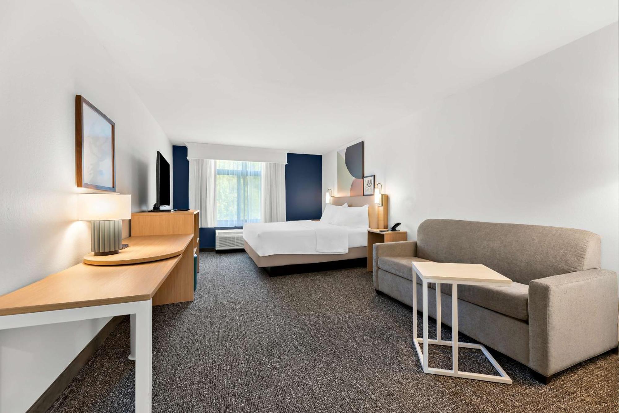 Spark By Hilton 3*