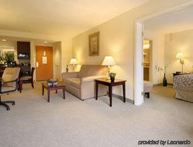 Spark By Hilton Hotel 3*